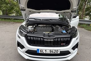 Držíte se spalovacího auta zuby nehty? Expert vypočítal, kdy se přechod na ojetý elektromobil konečně vyplatí